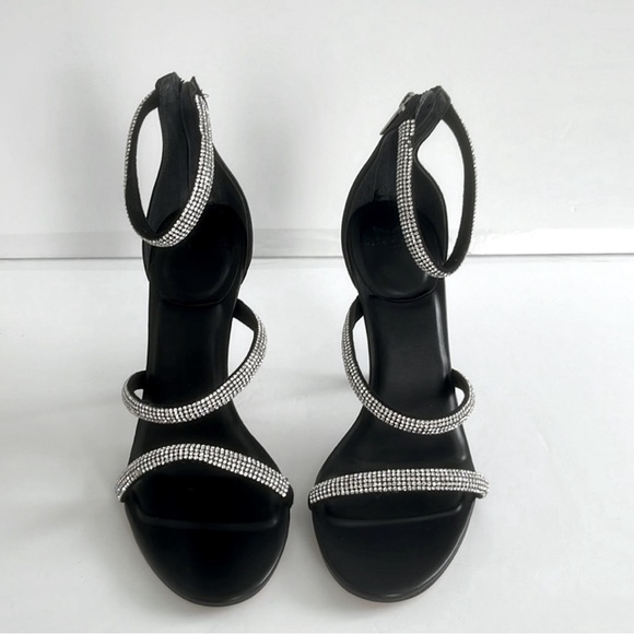 MARC FISHER $160 Women’s Carita Ankle Jeweled Strap Heeled Sandals Size 8.5 NEW - Picture 5 of 7